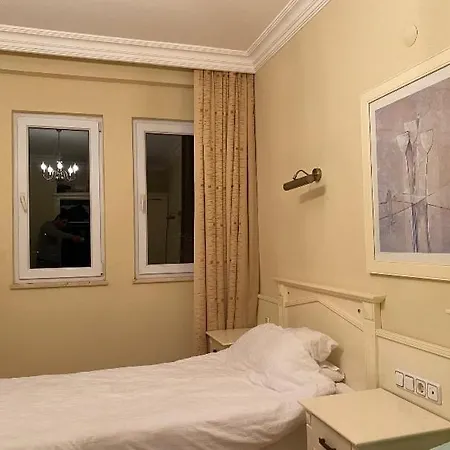 Goldcity Üdülőközpont *